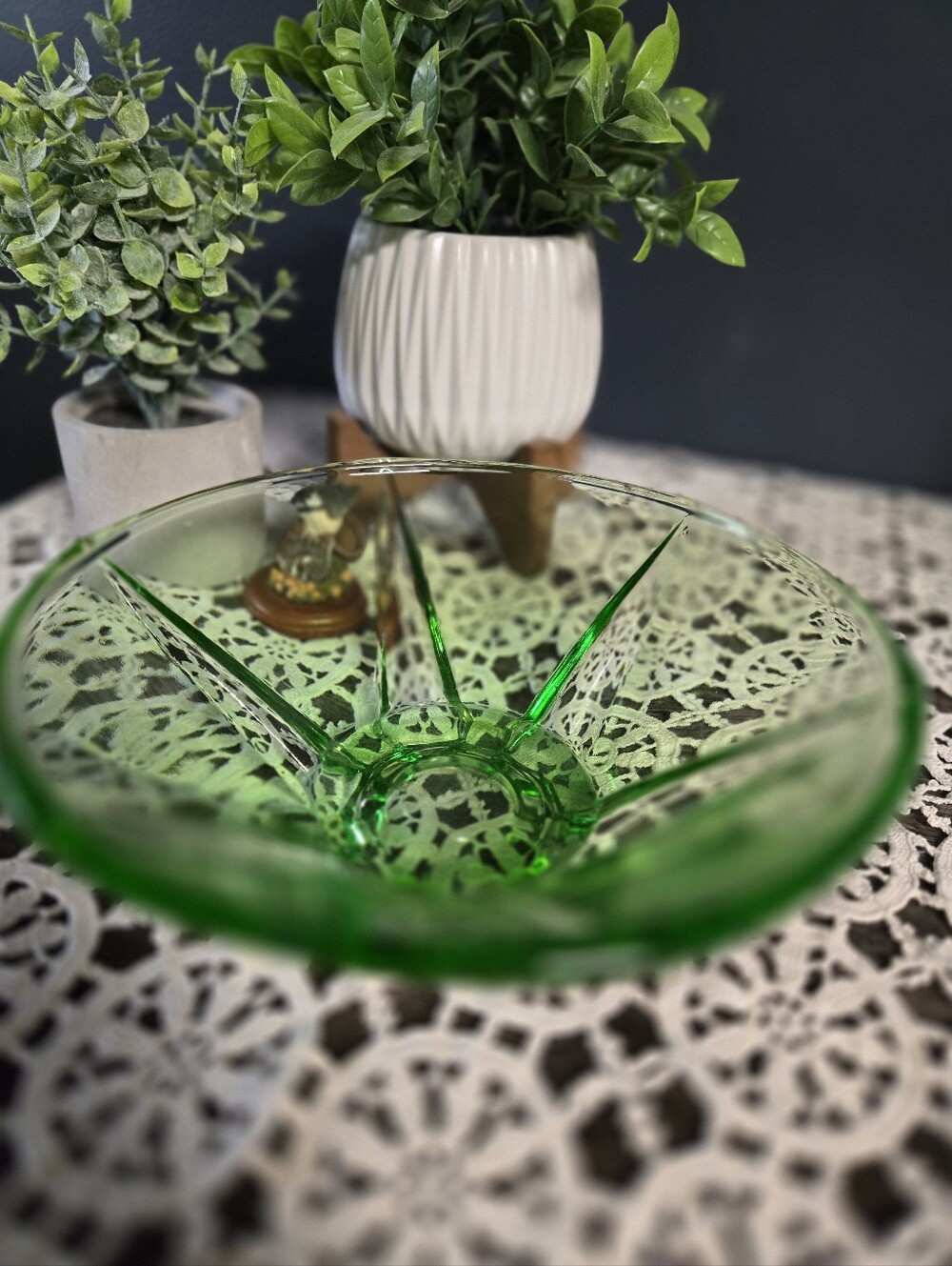 Emerald Green Heavy Glass Art Bowl – 9